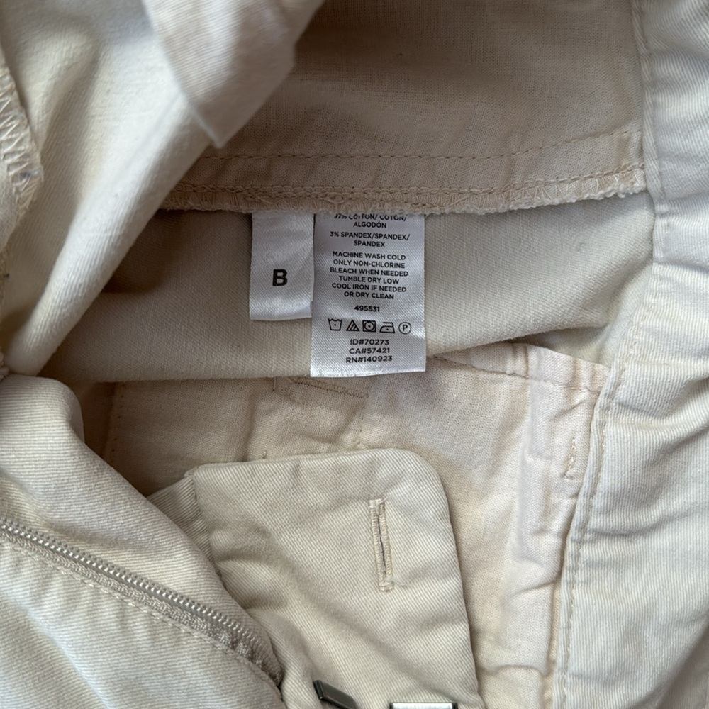 🌻Loft light tan cotton/spandex Riviera shorts. Size 4. - Picture 11 of 11